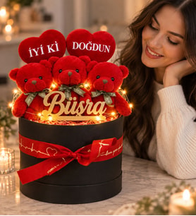 Kişiye Özel İyi ki Doğdun Tasarımlı,Pleksi İsimli,Peluş Ayıcık Buketi