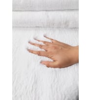 Tavşan Tüyü Dekoratif Ultra Yumuşak Post Peluş Kaymaz Halı