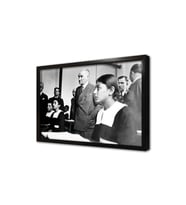 Atatürk Okulda Öğrenciler İle Çerçeveli Cam Tablo
