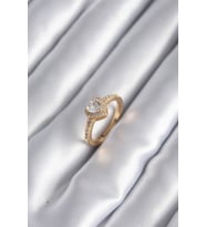 Pirinç Gold Renk Zirkon Taşlı Kalp Charm Model Kadın Yüzük (Karışık)