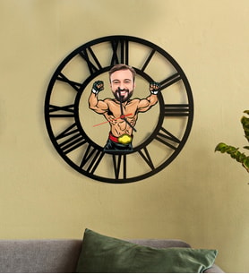 Kişiye Özel Güreşçi Karikatür 3D Ahşap Mdf Duvar Saati 99