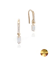 18k Serie Oro Baget Taşlı Çengel Asma Minimal Gümüş Küpe (Altın)