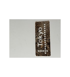 21X9 CMTOKYO KABARTMA YAZILI LEOPAR GÖRSELLİ APLİKE