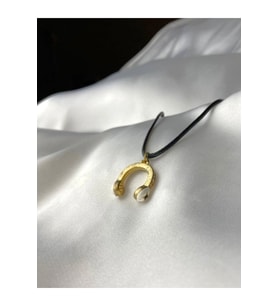 Siyah İpli Kulaklık - Gold Kaplama Müzik Kolyesi (Gümüş)