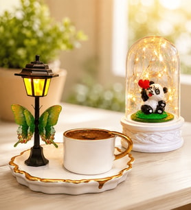 Sokak Lambalı Premium Kahve Fincanı ve LED Işıklı Fanus(pandalı) Seti