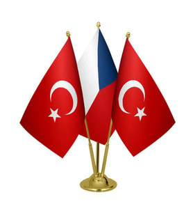Masa Üstü Çek Cumhuriyeti Bayrağı Türk Bayrağı Üçlü Pirinç Direk Masa Bayrak Seti