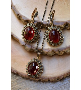 STONEAGE Yakut Taşlı Kolye Küpe Set Zincir Hediyeli (Altın / Dore)