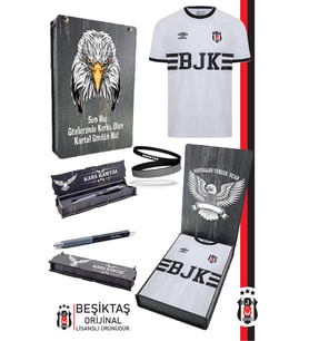 Beşiktaş Orijinal Lisanslı Nostalji Beyaz Bjk Forma + Bileklik + Uçlu Kalem Set Hediyelik Ahşap Kutu (Beyaz-Mavi)