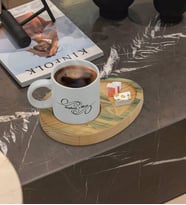 BK Gift Kişiye Özel Mermer Tasarımlı Doğal Ahşap Tabaklı Türk Kahvesi Fincanı Sunum Seti Model 2