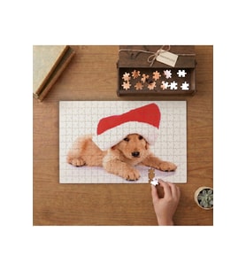 Noel Şapkalı Sevimli Köpek Tasarımı 240 parça Ahşap Puzzle Ahşap Kutuda MP05010