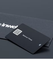 İnwebcard Hediyelik Dijital Kartvizit Kişiselleştirilebilir NFC + QR Kodlu (Gümüş)