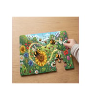Çiçek Bahçesinde Mutlu Arılar Tasarımlı 24 Parça Ahşap Çocuk Puzzle