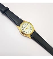 Marlas Retro Kadın Kol Saati, Vintage Tasarım, Klasik Tasarım, Altın / Gold Rengi, Minimal, Kayışlı