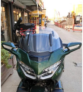 MOTOCAM Honda Goldwing Bagger Ön Cam 2018-2023 Model 38cm Şeffaf Renkli 4mm ORTA BOYLU