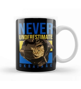 Never Underestimate Ukraine Kupa Bardak Porselen