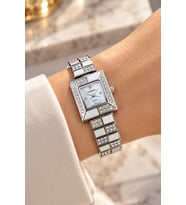 Rubenis Swiss Kadın Kol Saati 22x18 mm Kristal Taşlı Çelik Kasa ve Bilezik Beyaz Sedef Detaylı