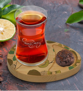 BK Gift Kişiye Özel Kivi Tasarımlı Doğal Ahşap Tabaklı Heybeli Çay Bardağı Sunum Seti Model 1