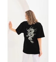 Kadın Kısa Kol Yazlık Tişört Bisiklet Yaka Ejderha Baskılı T-Shirt - Siyah
