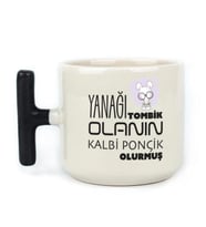 Yanağı Tombik Olanın Baskılı Siyah Kulplu T Kupa