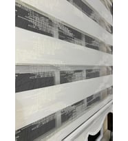 Zebra Stor Nakışlı Ekru Etek Dilimli ST 124