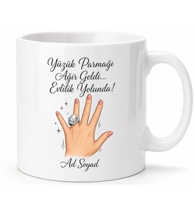 Nişanlanan Arkadaşa Yüzük Parmağı Ağır Geldi Evlilik Yolunda Kupa Hediye