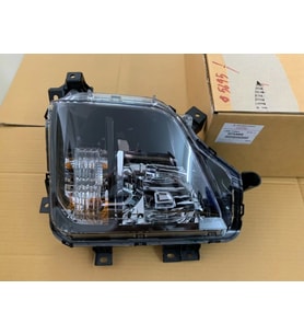 Sinyal Lambası Sağ Sıs Farı Japon L200 (Kk, Kl) 2.2 Dı-D 19- (Oem No: 8315A058)