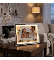 eJOYA Kişiye Özel Fotoğraflı Dekoratif Işıklı Kristal Fotoğraf Çerçevesi 116672