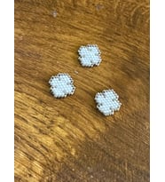 1X1 CM 3 ADET MİYUKİ BEYAZ ÇİÇEK DİKİŞ TAKI AKSESUARI