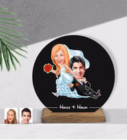 BK Gift Kişiye Özel Evleniyoruz Karikatürlü Yuvarlak Ahşap Biblo-2