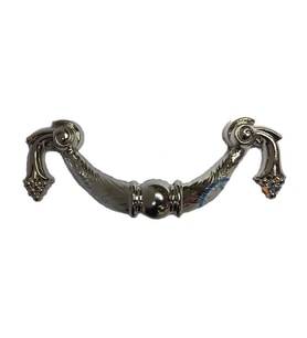 Dekoratif Zamak Üzümlü Kulp - 64mm, Nikel, 1 Adet