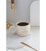 Perla Art El Yapımı Çiçek Figürlü 24K Altın Dekorlu Seramik Mug 200ml çokluçiçek-mug