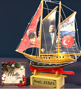 Yılbaşı Hediyesi Size Özel Led Işıklı Doğal Ahşap Gemi Maketi Farklı Model Seçenekleri (Model 3)