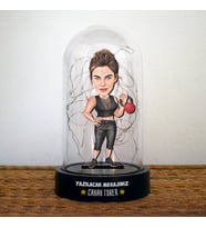 Sportmen Kadın Karikatürlü Işıklı Fanus Biblo