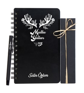 Kişiye Özel Yılbaşı Tasarımlı Ahşap Kapaklı Defter ve Kalem Seti