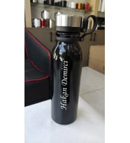Sevgililer Gününe Özel  İSİM BASKILI PASLNAMAZ ÇELİK, SIZDIRMAZ KAPAKLI TERMOS 500 ml SİYAH