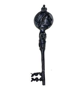 Sezar Figürlü Dekorartif Büyük Anahtar, 270x66 mm - Antik Tarihi Vintage Biblo Süs Anahtarı