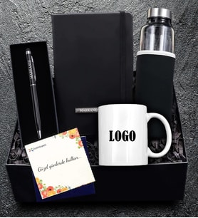 Kişiye Özel Siyah Defter & Özel Kılıflı 500Ml Su Matarası & Siyah Touch Pen & Logolu Kupa Hediye Seti