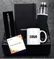 Kişiye Özel Siyah Defter & Özel Kılıflı 500Ml Su Matarası & Siyah Touch Pen & Logolu Kupa Hediye Seti