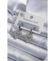 pilelistore 316L Çelik Gümüş Renk Kalp Model Kelebek İşleme Kadın Küpe - TJ-BKP7950