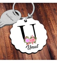 Kişiye Özel U Harfi Temalı Çiçekli Tasarım HDF Dalgalı Anahtarlık (Beyaz)