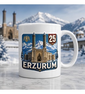Erzurum Temalı Memleket Kupası – 25 Erzurum Çifte Minareli Medrese Karlı Dağlar ve Selçuklu Motifli Baskılı Seramik Kupa
