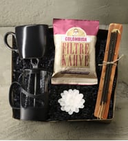 Filtre Kahve ve Bitki Çayı Demliği French Press & Kupa Bardak & Mehmet Efendi Colombian Filtre Kahve & Dekoratif Mum & Tütsü Tabağı & Tütsü Hediye Seti