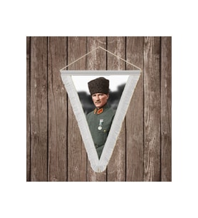 Atatürk Portresi Beyaz Saçaklı Üçgen Flama Bayrak Hatıra Flama ATA68