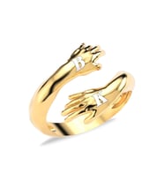 Harfli Kişiye Özel Sarılan Eller Altın Kaplama Gümüş Yüzük (Gold)