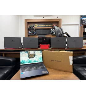 Asus Vivobook 15 X1504VA-BQ5383W Intel Core 5 120U 8GB 512GB 15.6" W11H Full HD Notebook (İKİNCİ EL
