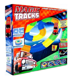 MAGIC TRACK YARIŞ PİSTİ FOSFORLU RAYLAR 168 PARÇA 2.10 CM 1 ARABALI EĞİTİCİ OYUNCAK YARIŞ SETİ 