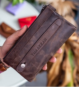 Garbalia Roosevelt Hakiki Deri Telefon Bölmeli El Saplı Unisex Portföy Cüzdan Kahverengi