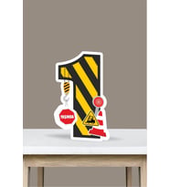 İş Makinaları Temalı Ayaklı Rakam Pano - 1 Yaş (40 cm)