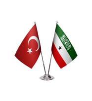 Somaliland İkili Masa Bayrağı