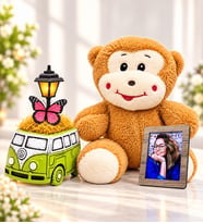 Kişiye Özel Fotoğraflı Peluş Maymun ve Yeşil Vosvos Minibüs Masa Lambası Hediye Seti